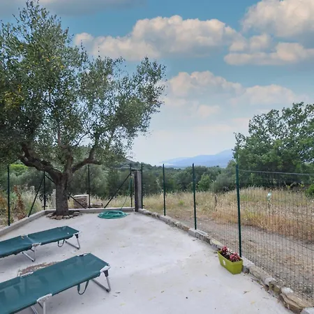 Casa vacanze 1 Bedroom Gorgeous In