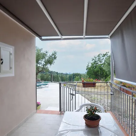 1 Bedroom Gorgeous In Casa vacanze